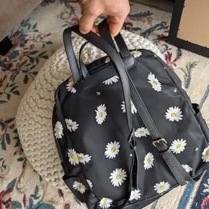 kate spade | Bags | Kate Spade Black And White Daisy  display picture 1